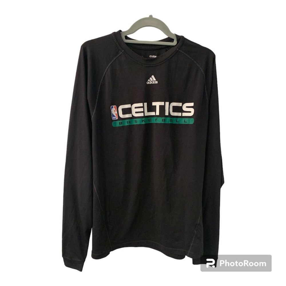 ADIDAS NBA Celtics Basketball Long Sleeve T-Shirt / Size M